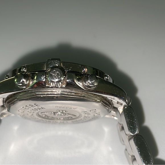 Beautiful authentic Breitling Colt Chrono Ocean Men’s/Unisex watch model A53350 - Picture 9 of 11